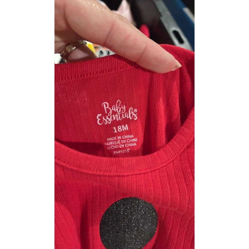Santa Baby essentials 4PC Christmas outfit--18 months-NWT B10